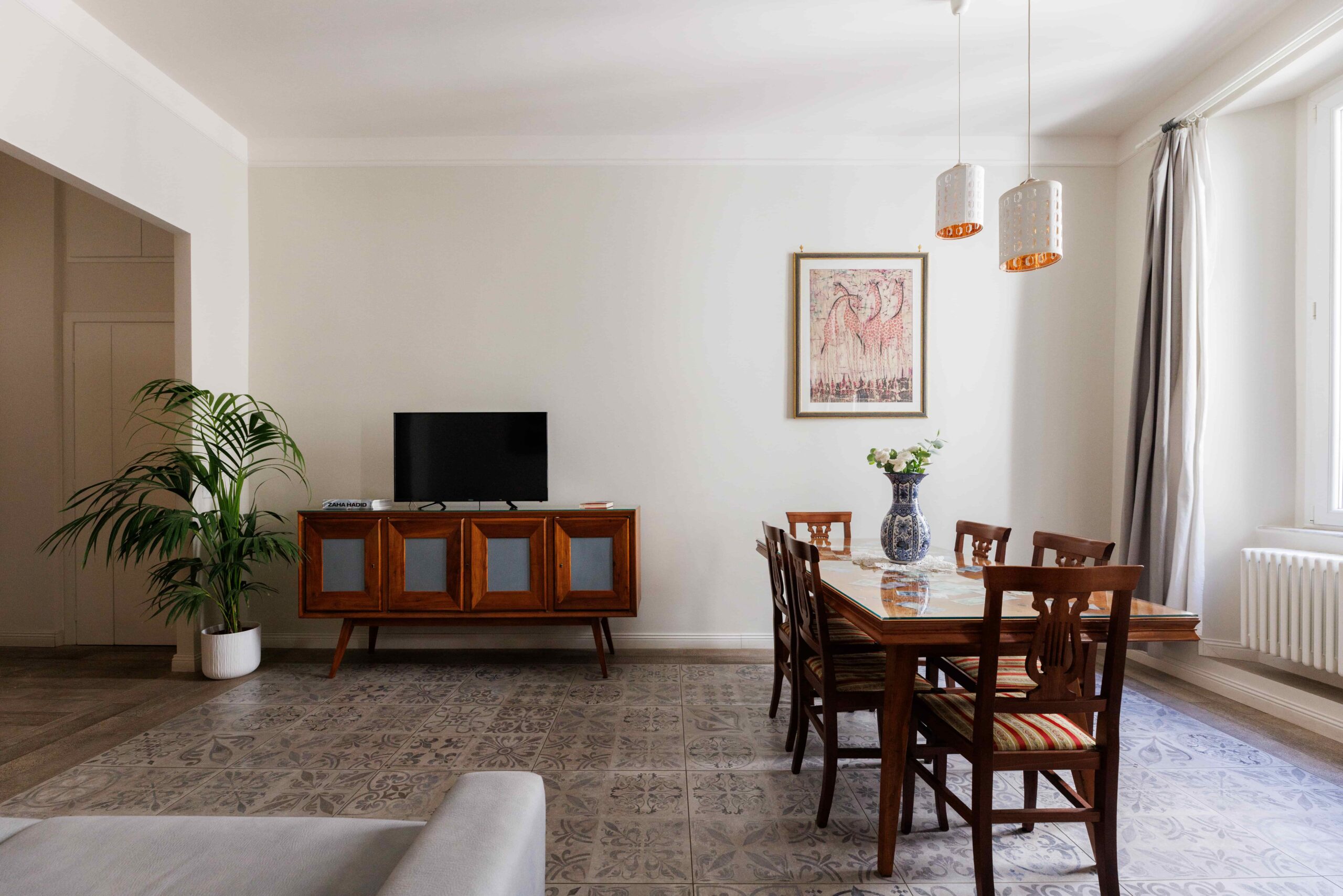 Valenziani Modern Residence